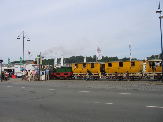 img_2005.jpg