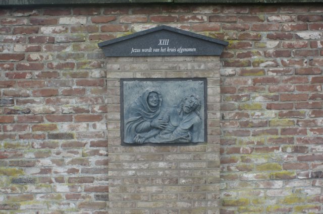 kruiswegstatie13.jpg